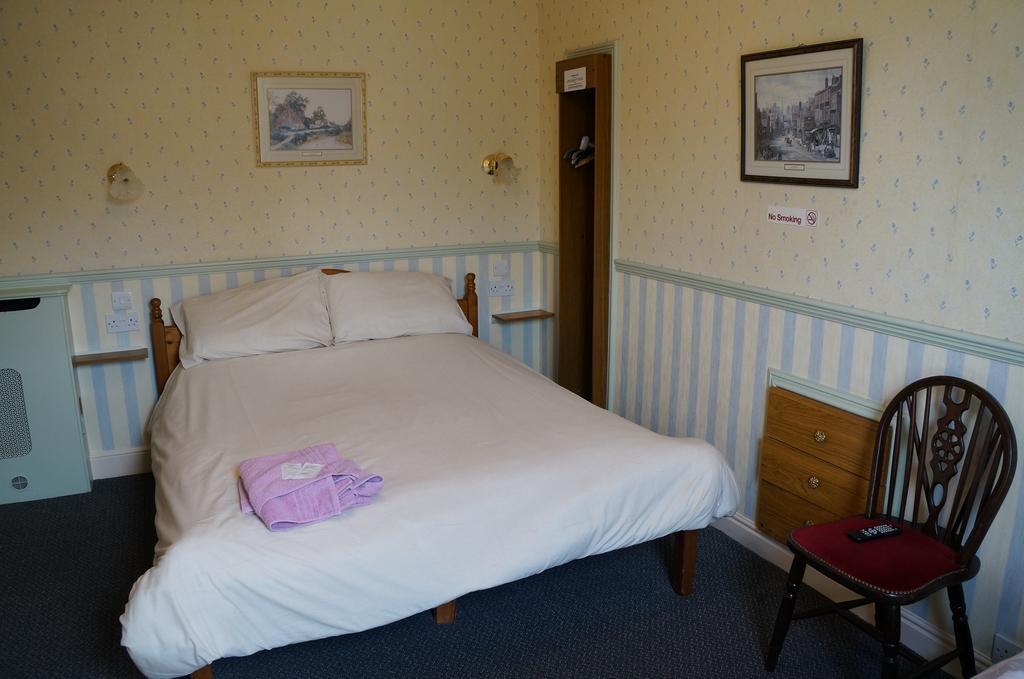 The Captain Guesthouse スカーバラ エクステリア 写真