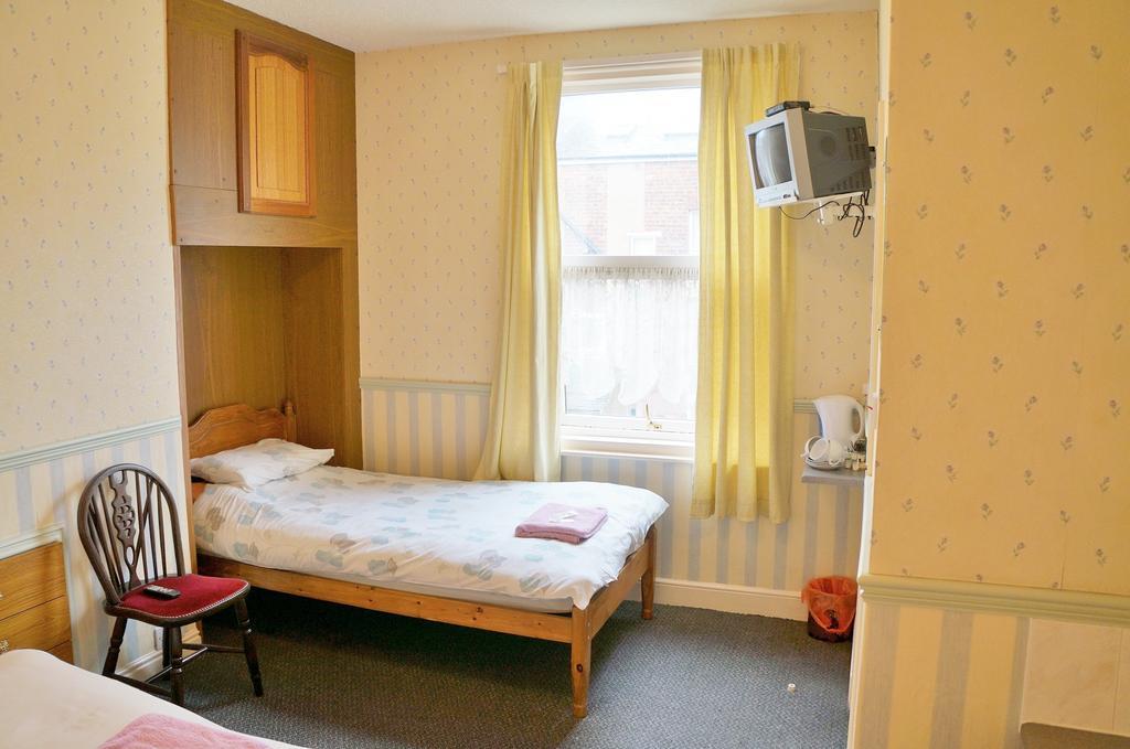 The Captain Guesthouse スカーバラ 部屋 写真