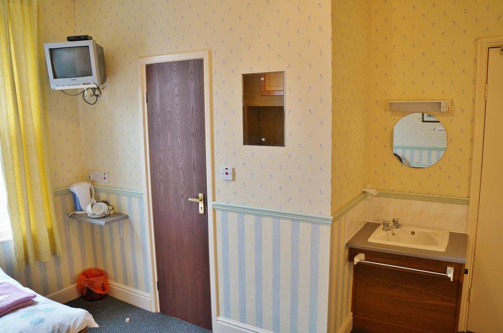 The Captain Guesthouse スカーバラ 部屋 写真