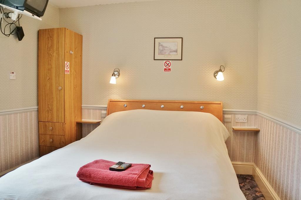 The Captain Guesthouse スカーバラ 部屋 写真